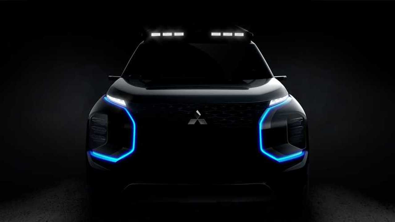 2019 Mitsubishi Engelberg Tourer Konsepti Teaser