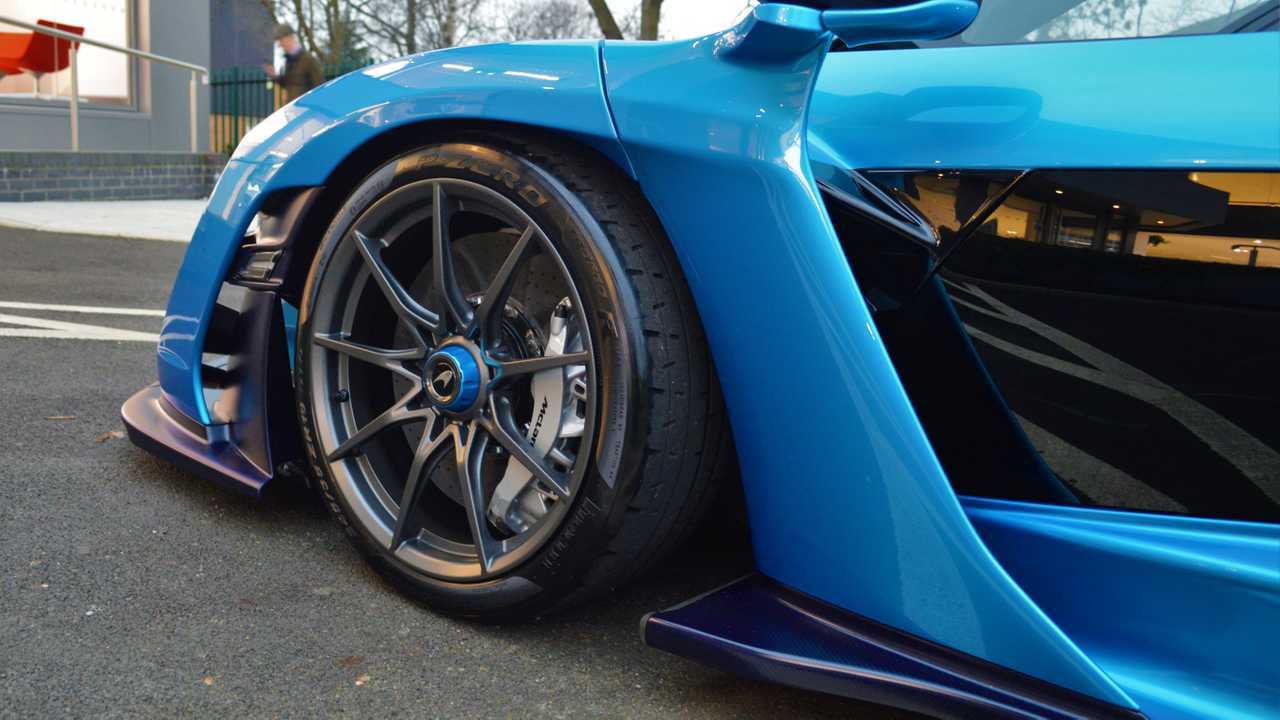 Shmee150's McLaren Senna at McLaren Manchester