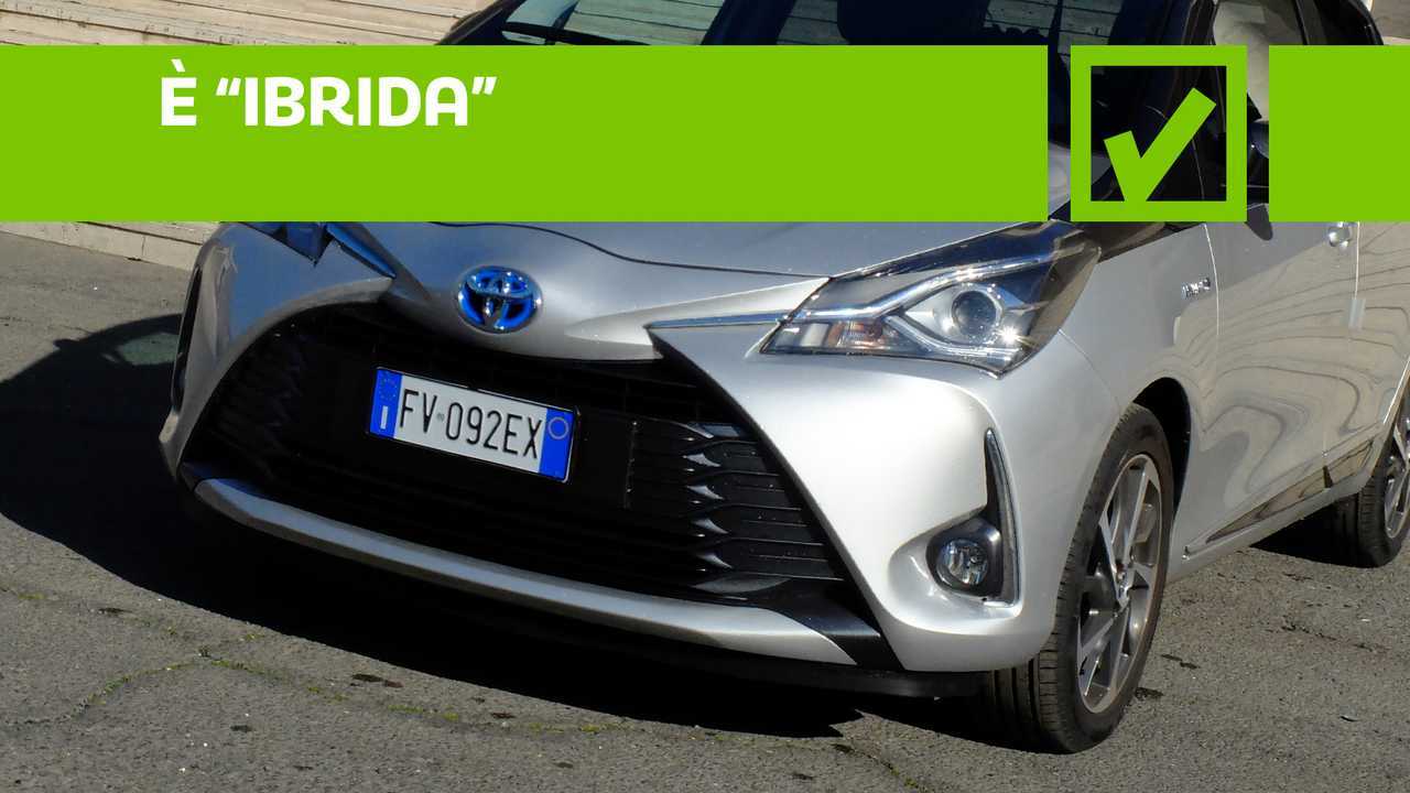 Toyota Yaris Hybrid Y20 - Pro e Contro