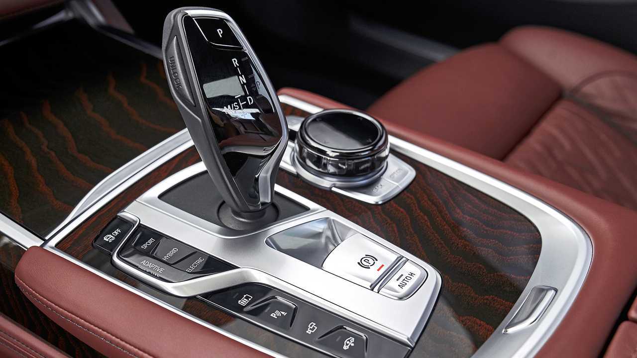 2019 BMW 745Le xDrive