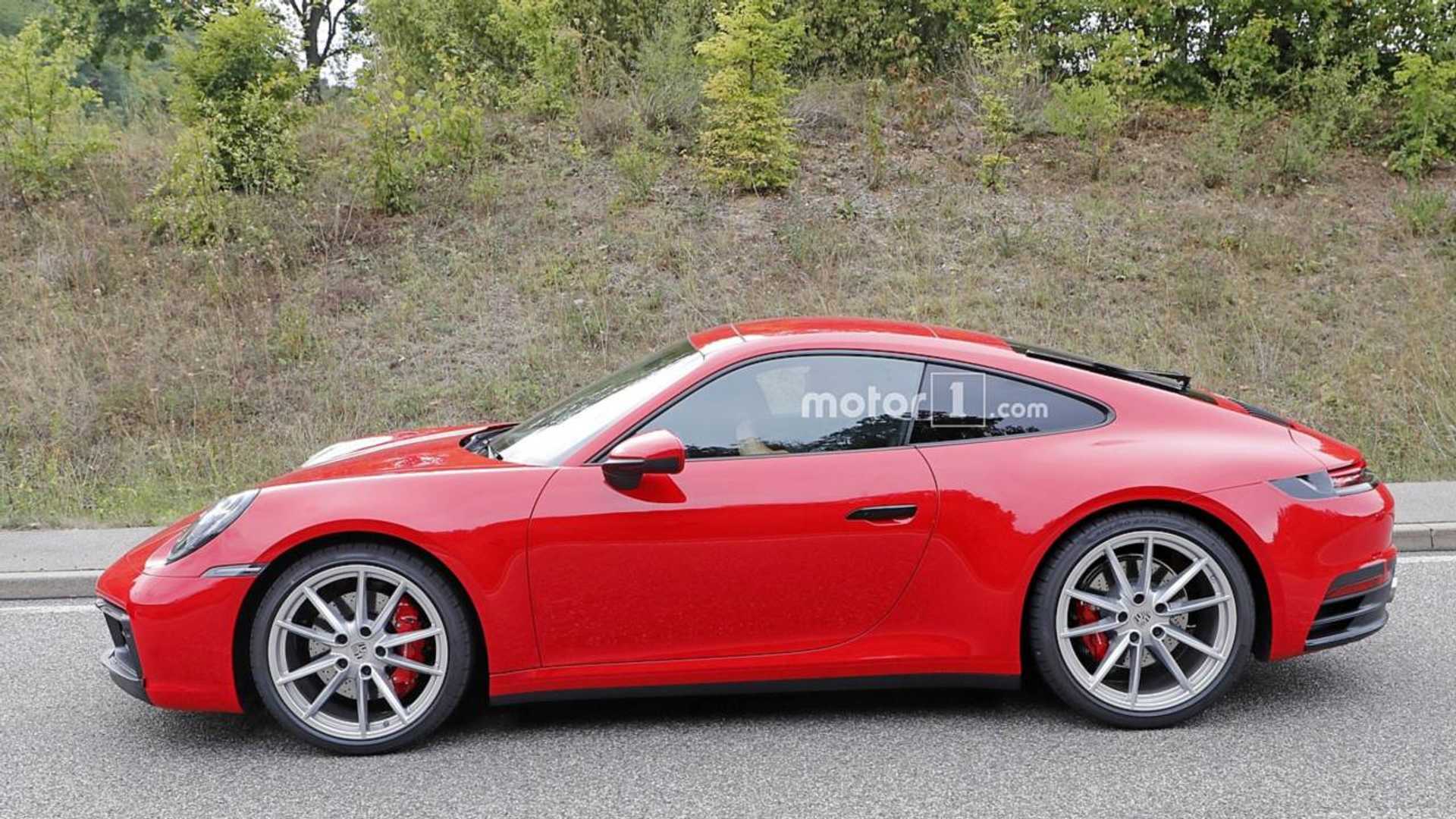 2019-porsche-911-spy-photo.jpg