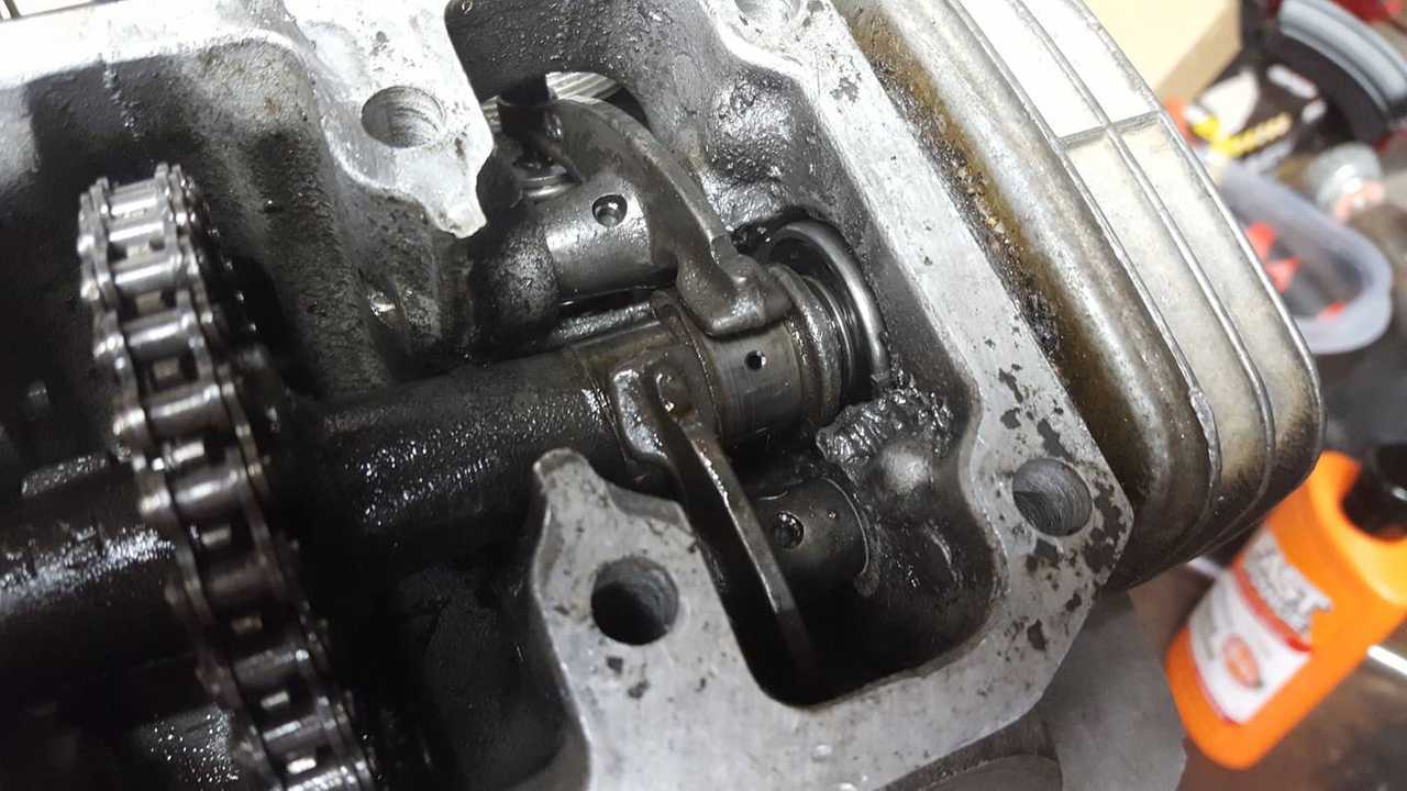 Honda CB200 Top End Build