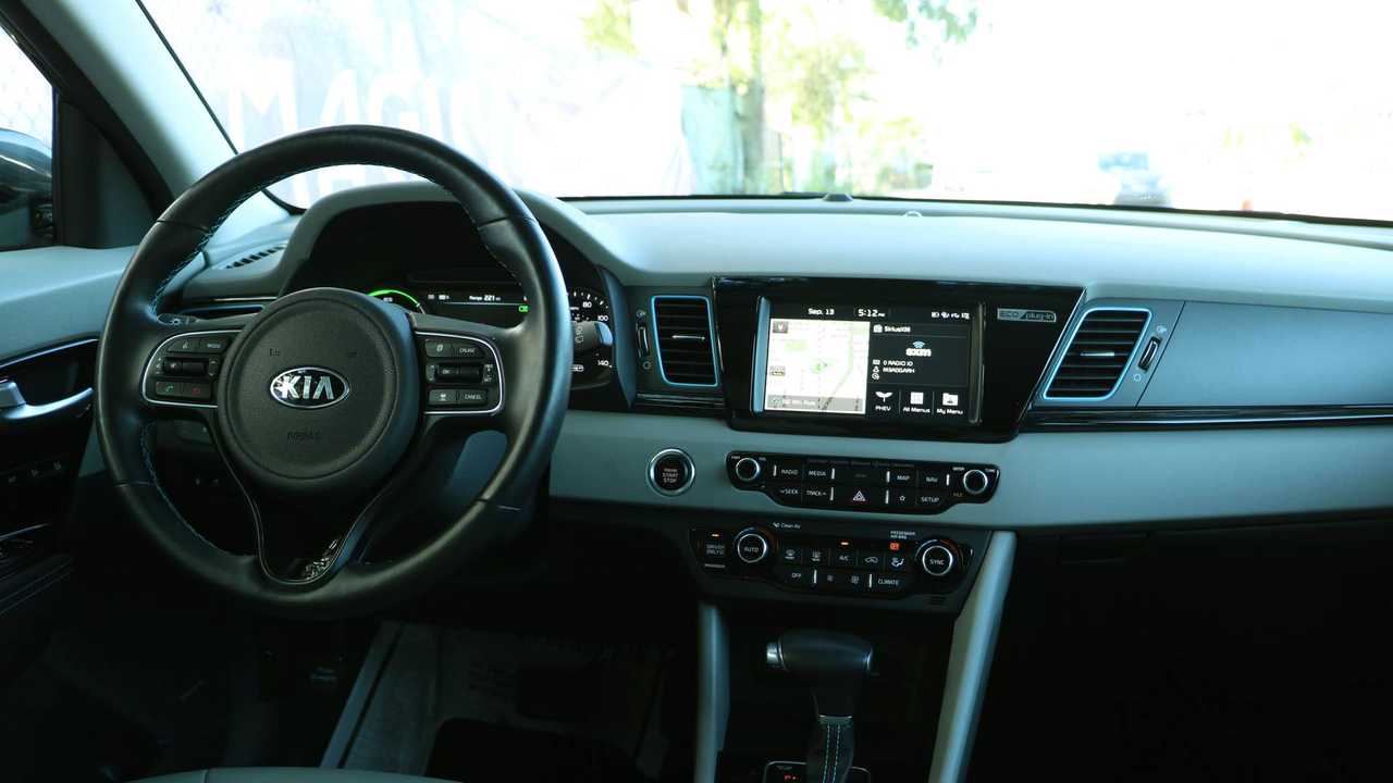 2018 Kia Niro PHEV: Review