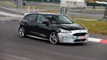 Ford Focus ST Spion Foto