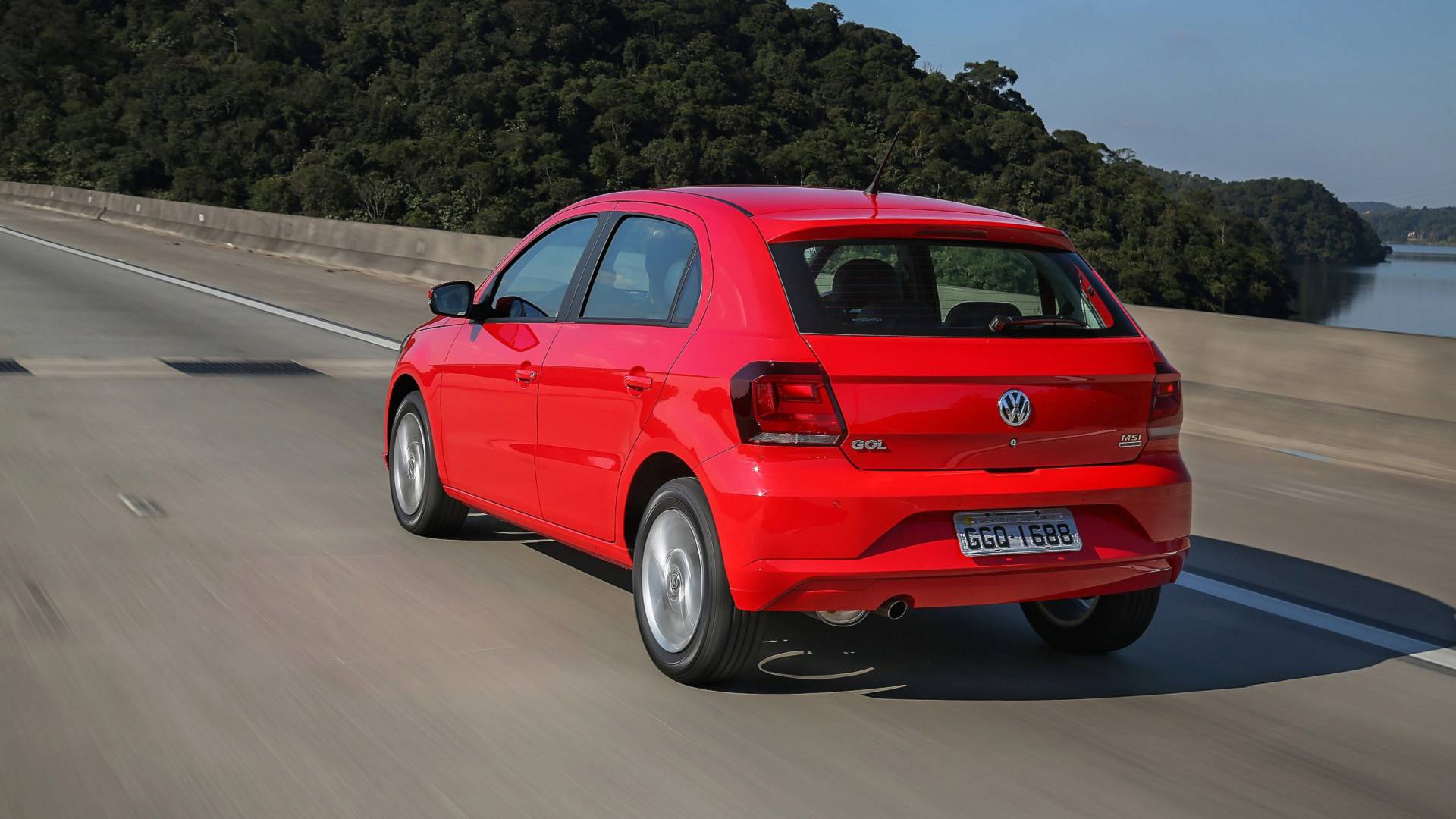 Mais vendidos na 1ª quinzena: VW Gol em 2º e Chevrolet Spin no top 10 Volkswagen-gol-16-msi-at6-2019