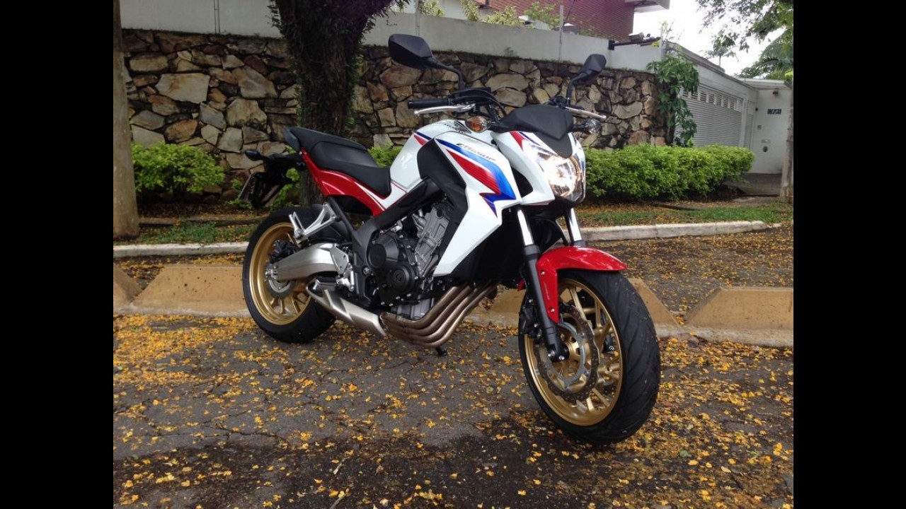 Honda exibe CB 1000R Barracuda, que chega em 2015, no Brasil Motorcycle Show