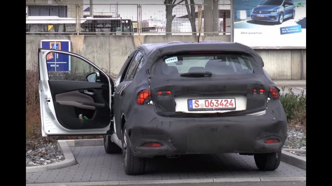 Flagra: vídeo mostra Tipo hatch, um dos principais lançamentos da Fiat para 2016