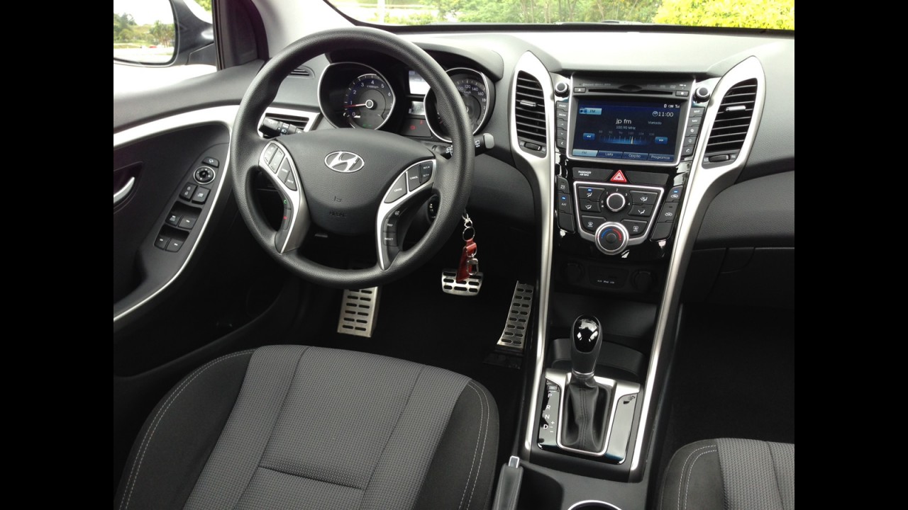 Hyundai i30 reestilizado e mais três novidades serão revelados dia 10