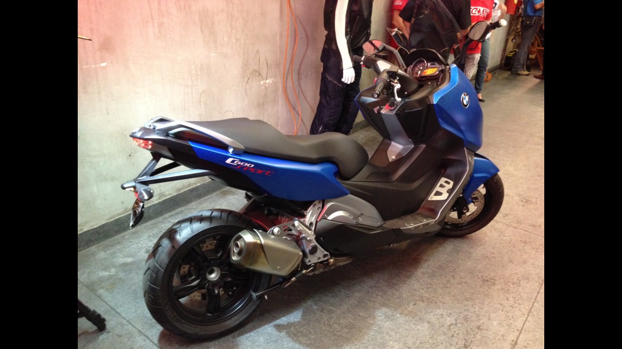 BMW lança maxiscooter C600 Sport por R$ 52 mil