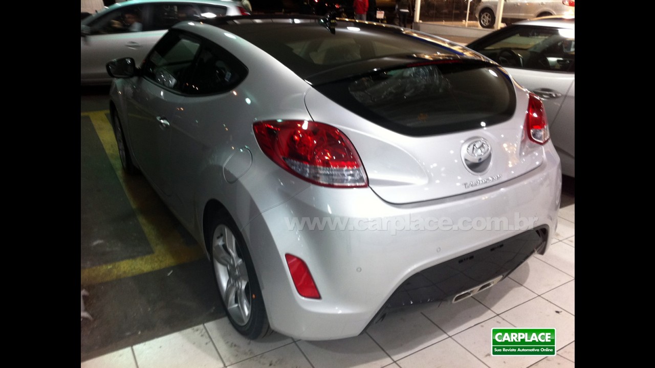 Conhecemos ao vivo: Hyundai Veloster já chegou na lojas e com aumento - Veja os detalhes e preços