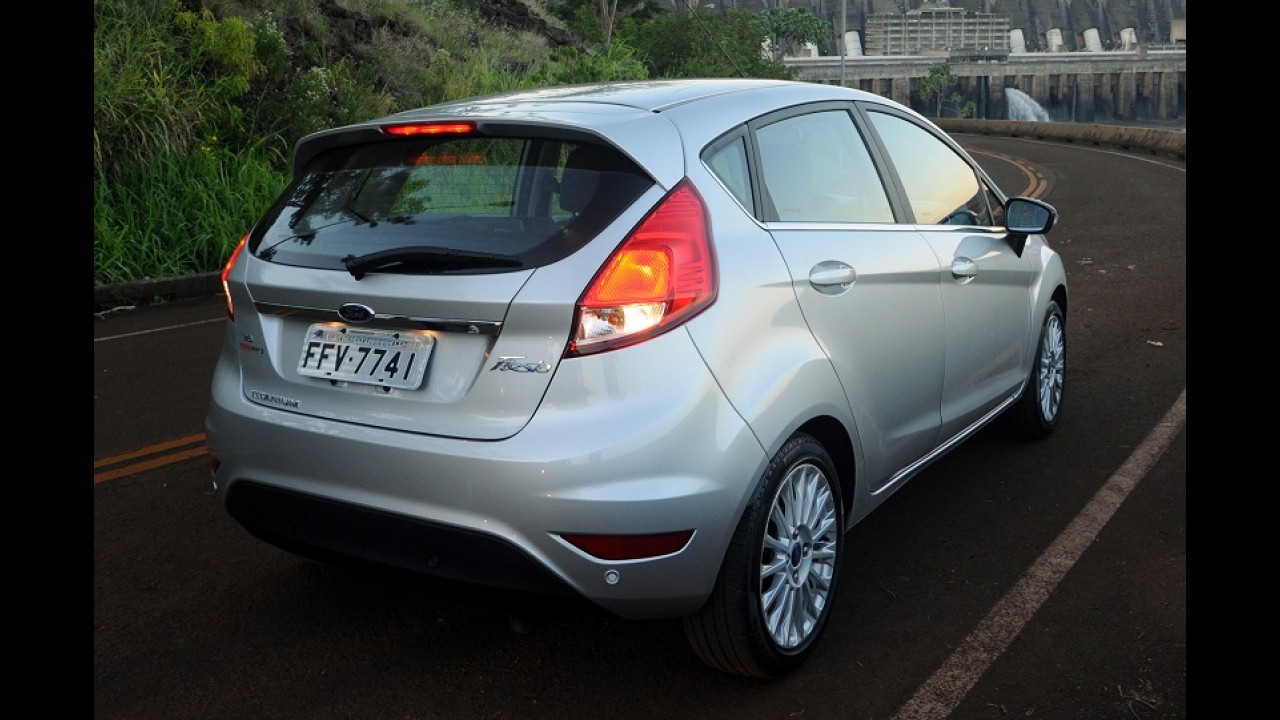 New Fiesta 2016 ganhará Assistência de Emergência e AppLink