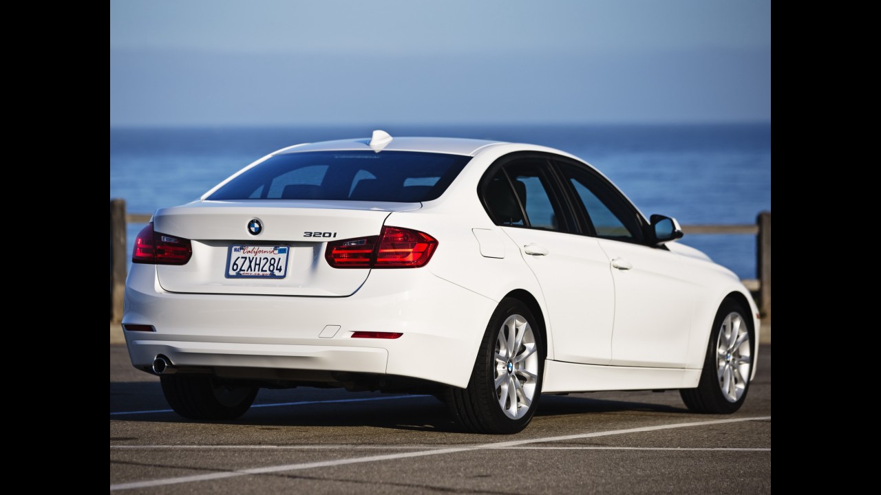Downsizing: BMW Série 3 terá versão de entrada com motor 1.6 turbo