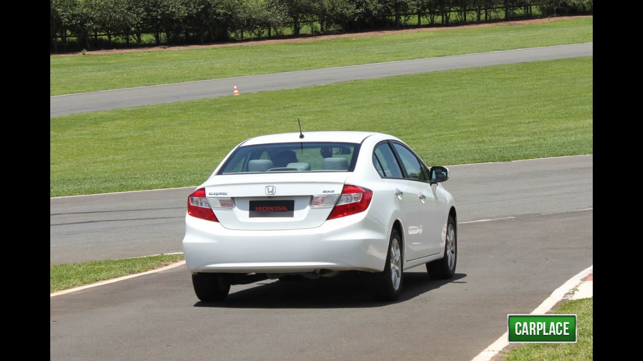 Impressões ao dirigir: Novo Honda Civic 2012