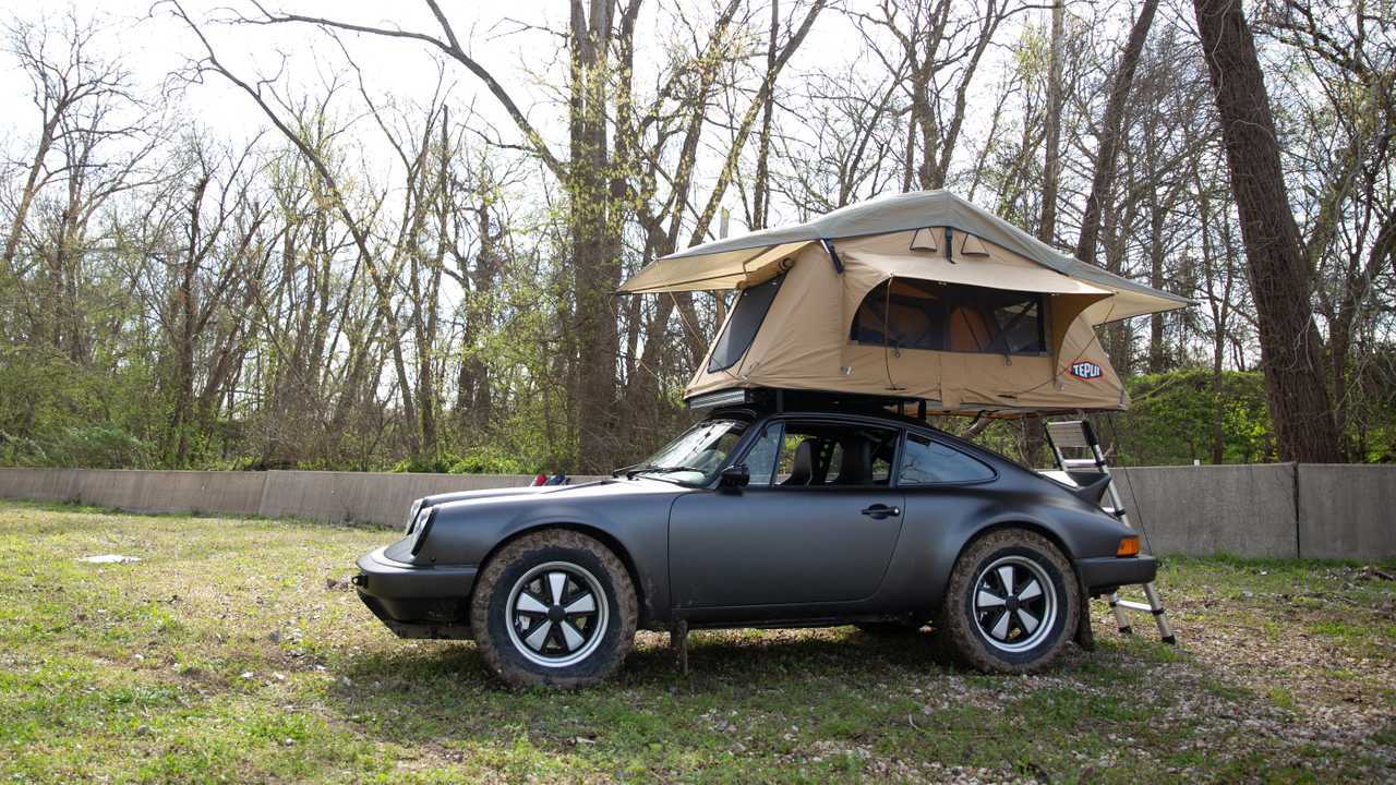 Porsche 911 Carrera Safari
