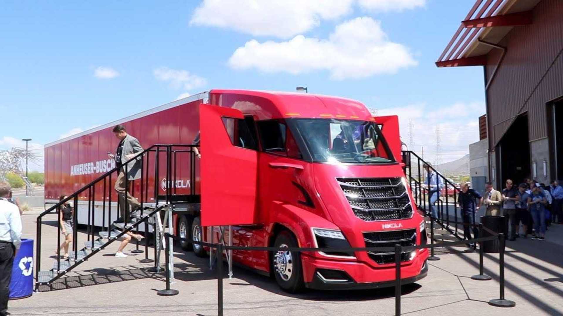 A Closer Look At Nikola World 2019: 5 Debuts, Advantages, Challenges