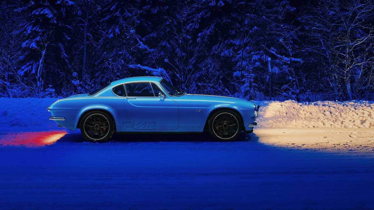 Volvo P1800 Cian en la Nieve nocturna