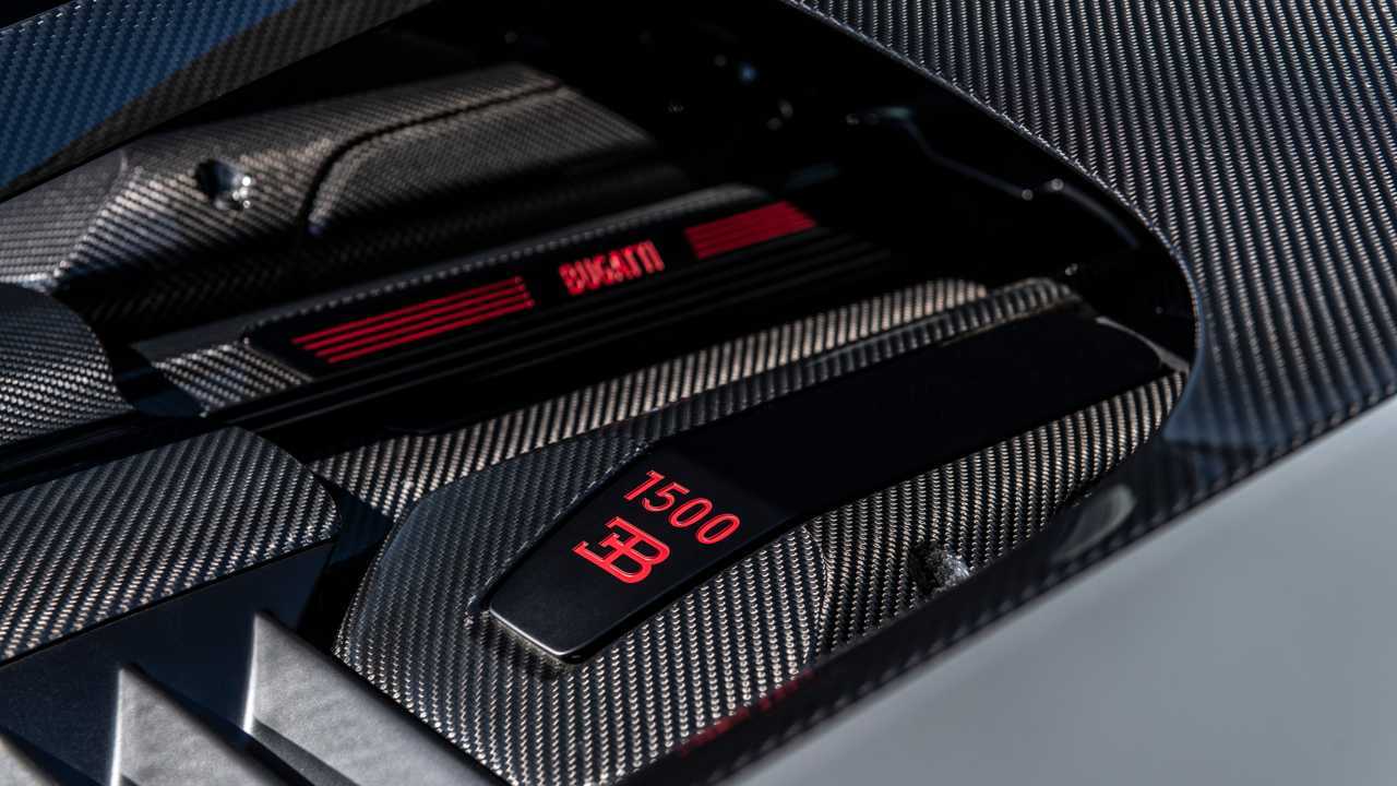 2021 Bugatti Chiron Pur Sport engine