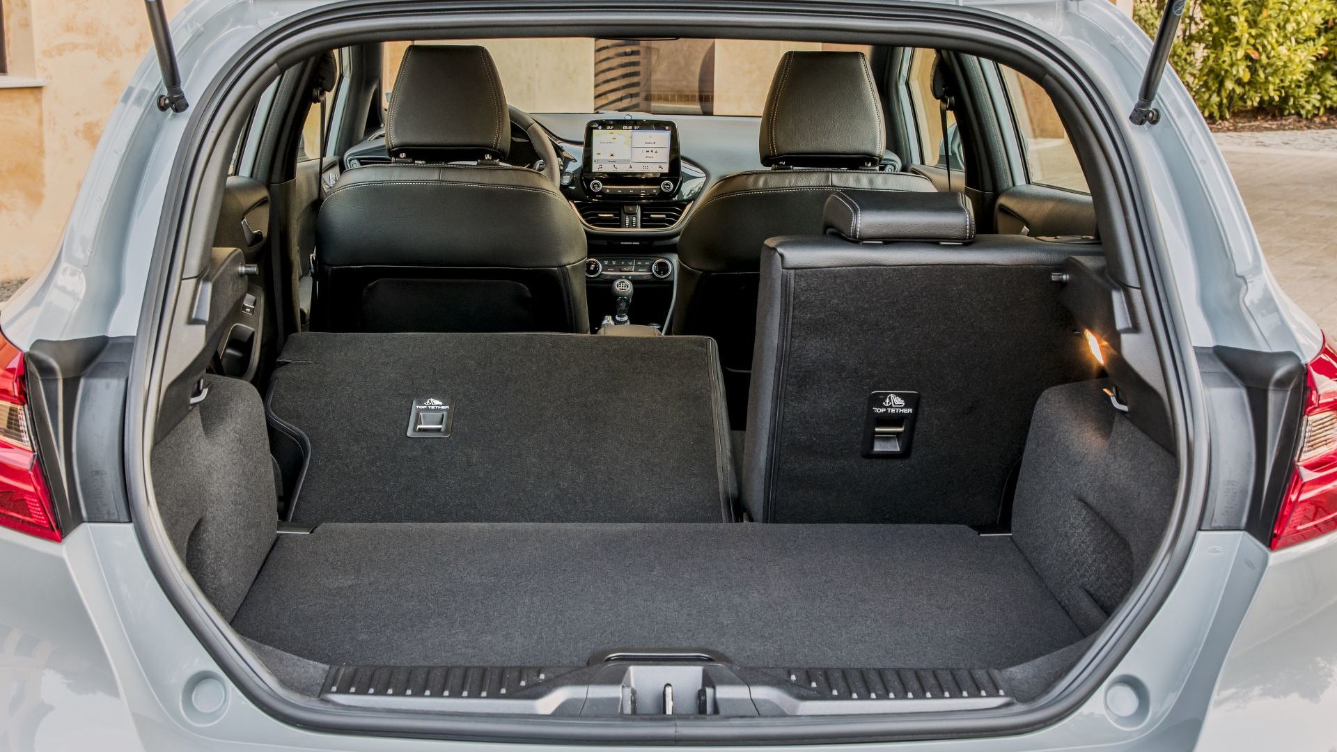 ford-fiesta-dimensioni-e-bagagliaio-della-piccola-americana