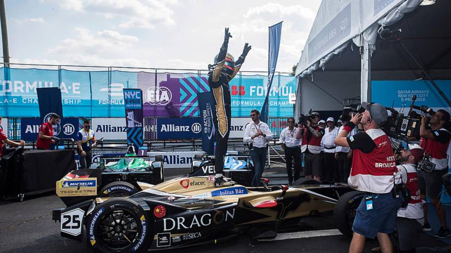 Jean-Eric Vergne, Techeetah, celebrates in Parc Ferme after winning the championship