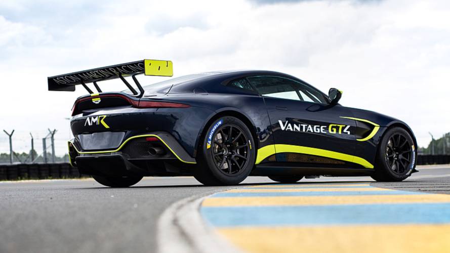Aston Martin Vantage GT4