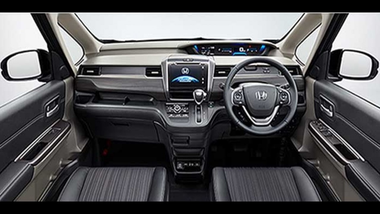 Esta é a nova Honda Freed, minivan baseada no Fit - veja fotos