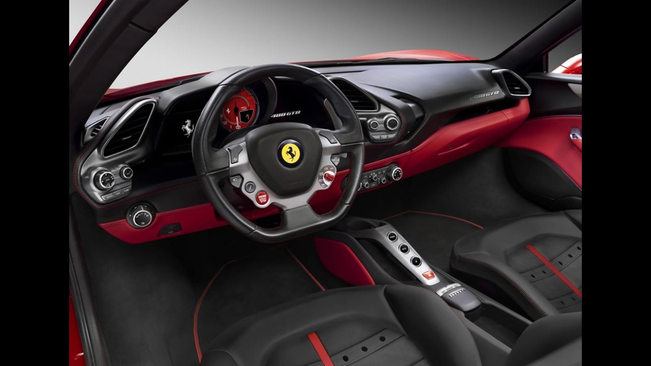 Nova Ferrari 488 GTB desembarca no Brasil pela bagatela de R$ 2,5 milhões