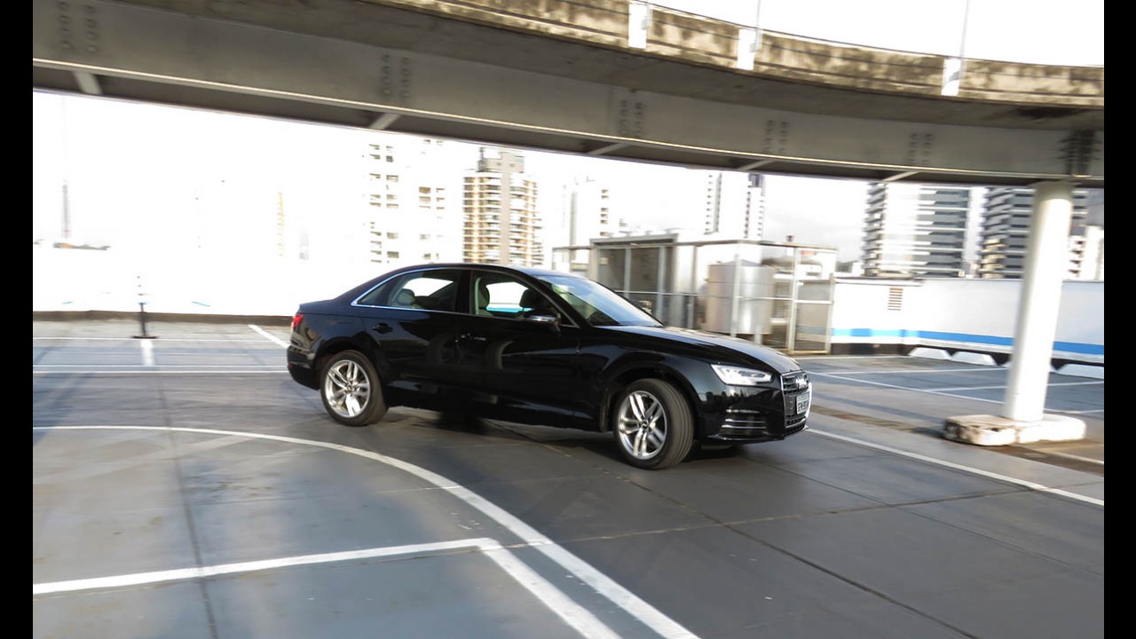 Teste CARPLACE: novo Audi A4 encara Jaguar XE na investida contra BMW e Mercedes