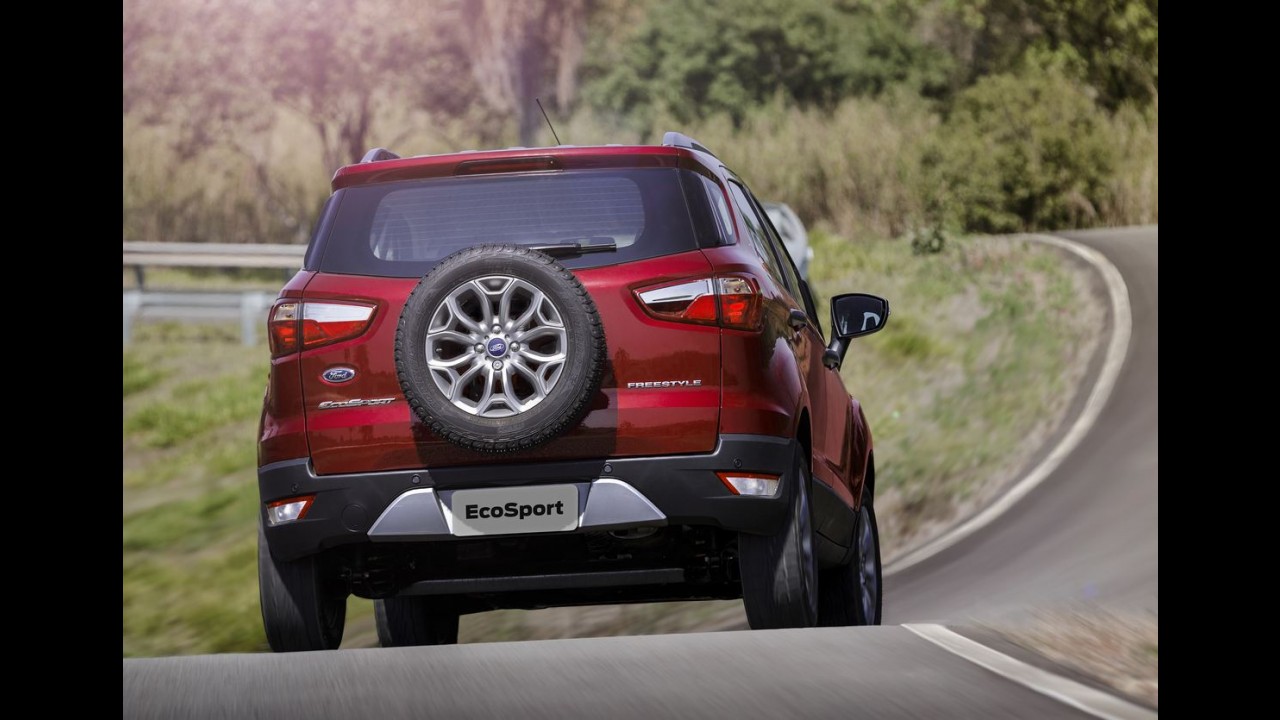 Ford EcoSport tem desconto de até R$ 5.700; versão automática sai por R$ 69.990