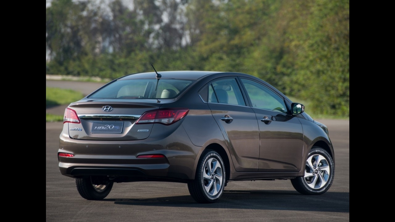 Contra-ataque: Hyundai equipa linha HB20 com Apple CarPlay
