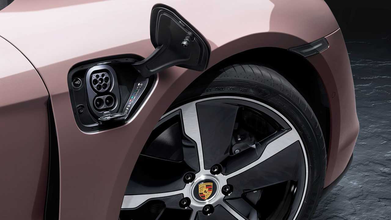 Porsche Taycan RWD