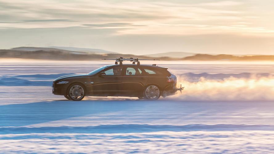 Graham Bell Jaguar XF Sportbrake ski record