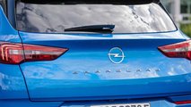 Opel Grandland Hybrid4 (2021) im Test