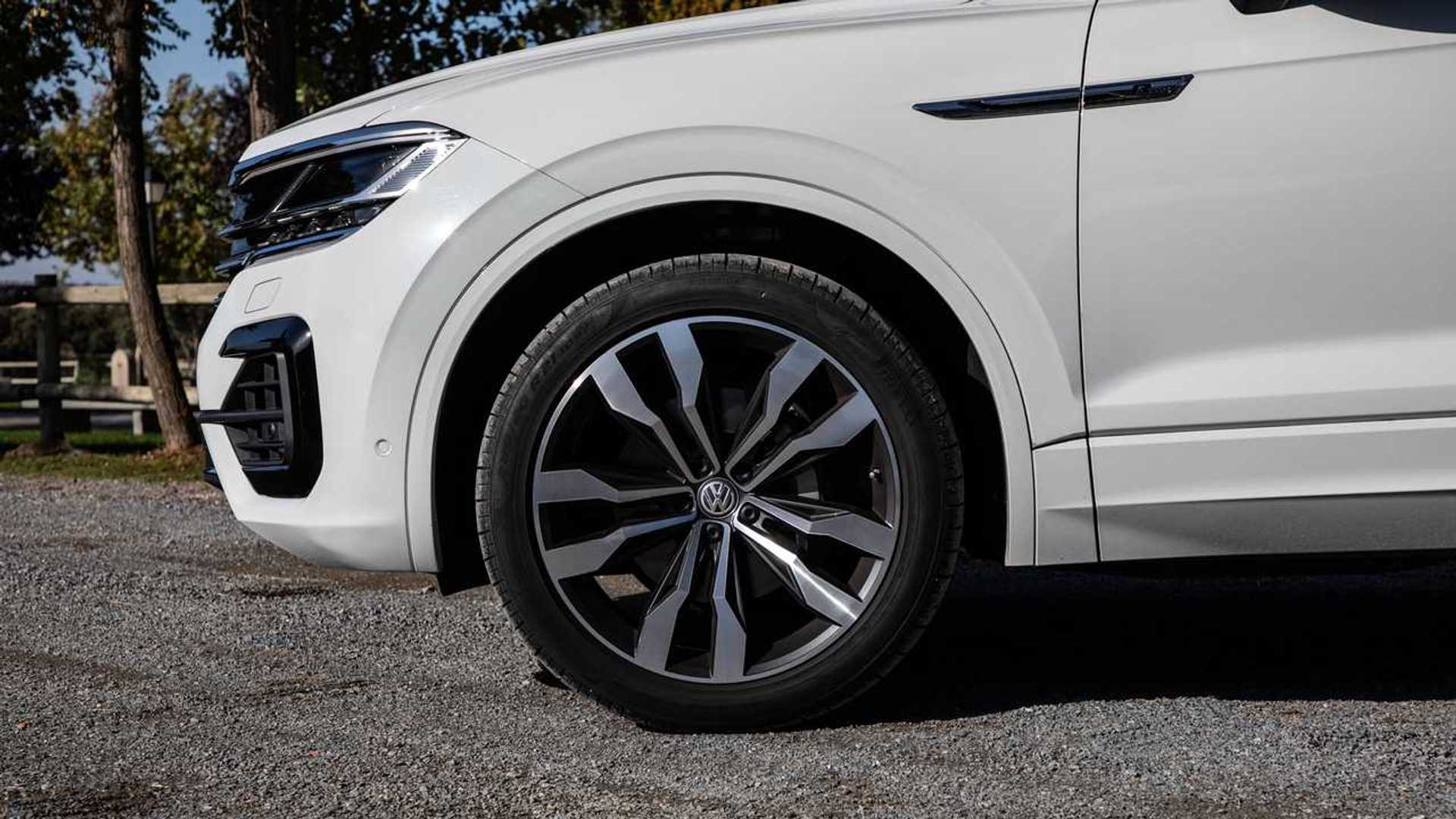 2018 폭스바겐 투아렉 3.0 디젤 [데이터주의] | 인스티즈