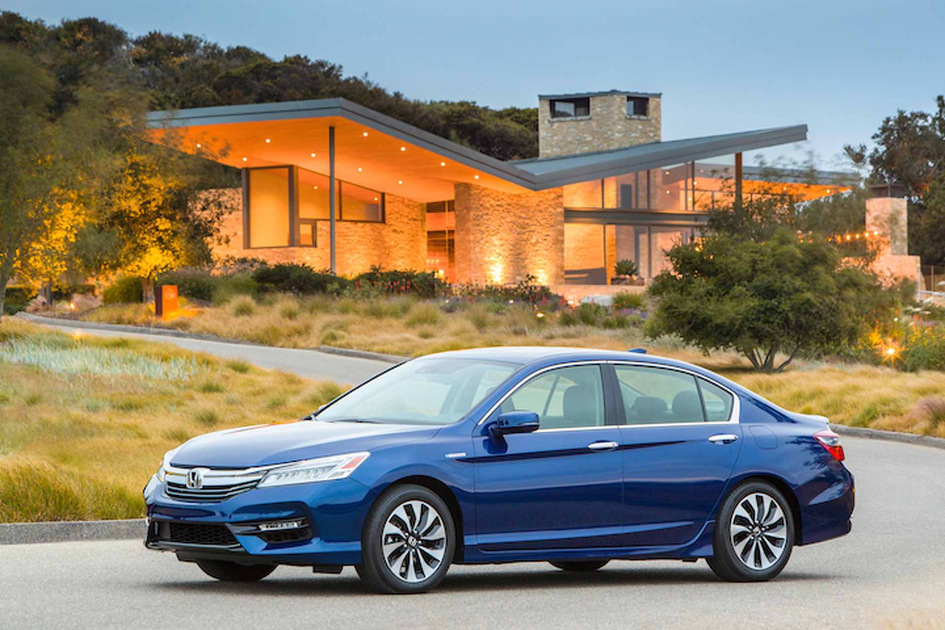 2017 Honda Accord Hybrid Sedan Sensibility With Nsx Tech