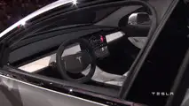 Tesla Model 3 tanıtılıyor