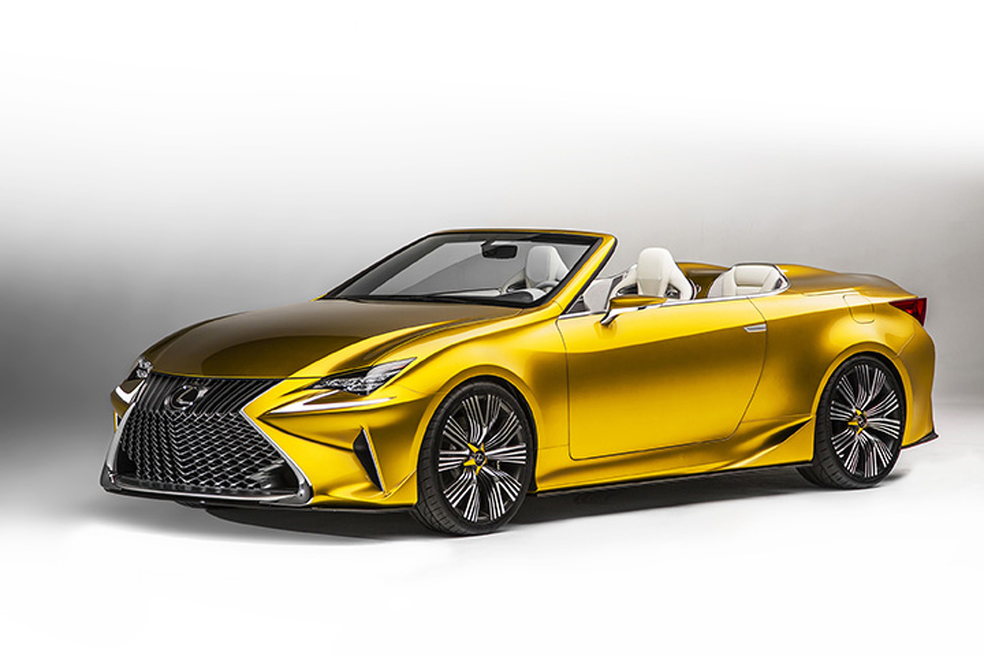 5 Flaws of the Stunning Lexus LF-C2 Concept