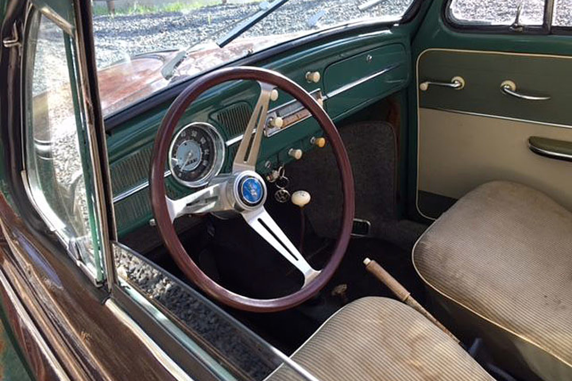 Ewan McGregor is Selling his Volkswagen Beetle on eBay