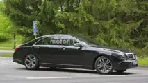 Mercedes S Class facelift spy photo