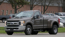 2017 Ford F350 XLT Single Cab Dually spy photo