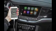 Opel Astra, l’auto a cui basta “chiedere” 