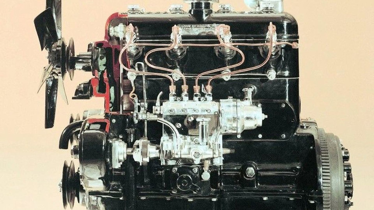 Om 138 Engine Of The Mercedes Benz 260 D