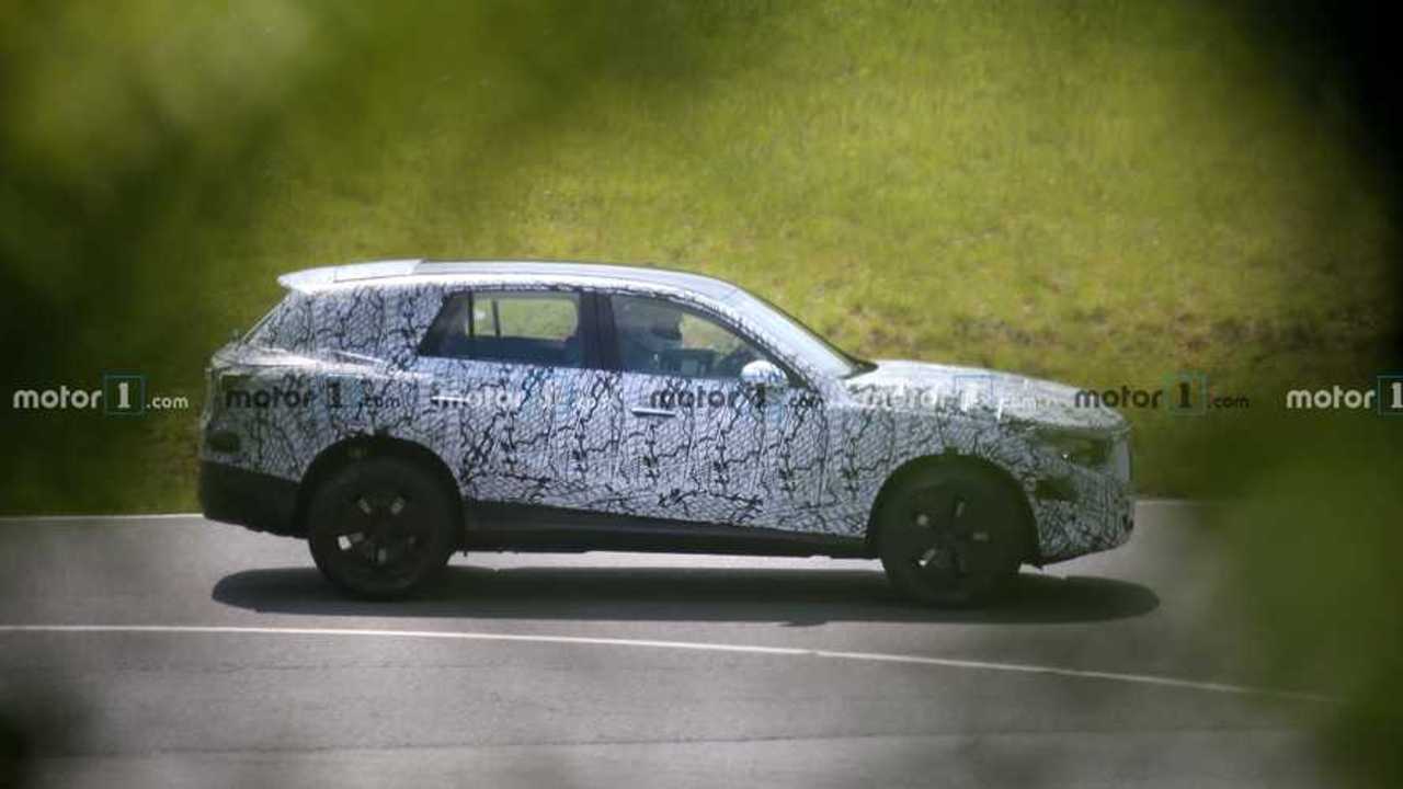 2021 Mercedes GLC İlk Casus Fotoğrafları