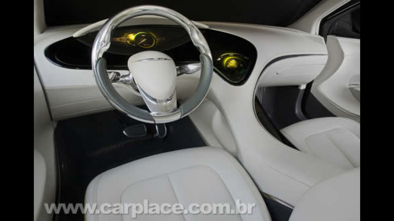 Salão de Detroit: Chrysler mostra o elétrico e moderno 200C EV Concept