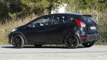 Ford Fiesta test mule spy photo