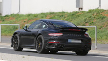 2016 Porsche 911 facelift spy photo