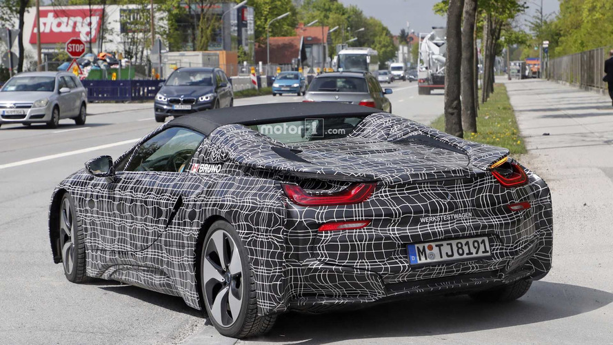 2018 BMW i8 Spyder spy photo