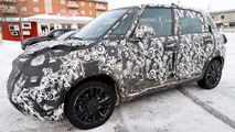 Makyajlı Fiat 500L casus fotoğrafları