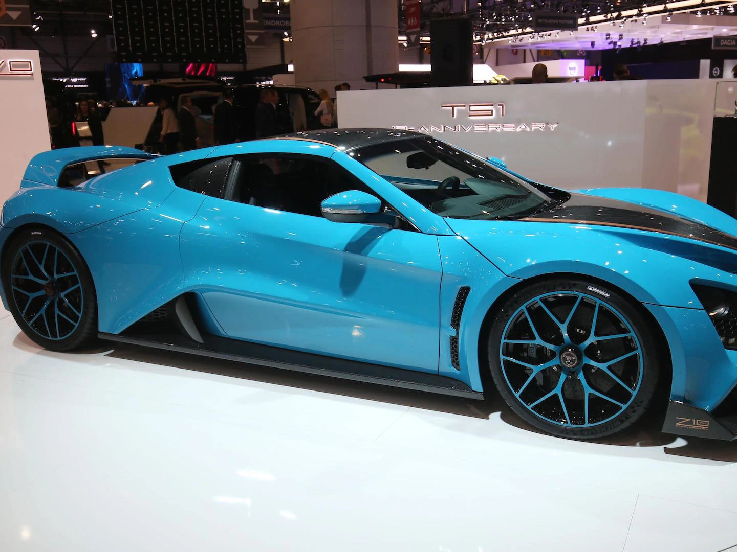 Zenvo TS1 GT has 1,163 hp, costs $1.2 million and is very blue