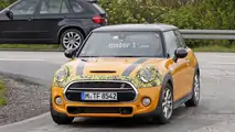 Mini Cooper S facelift spy photo