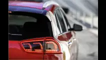 Erste Bilder vom Kia Niro